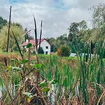 Lipolas-slowlife&guesthouse *