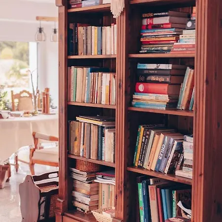 Lipolas-slowlife&guesthouse Farm stay *