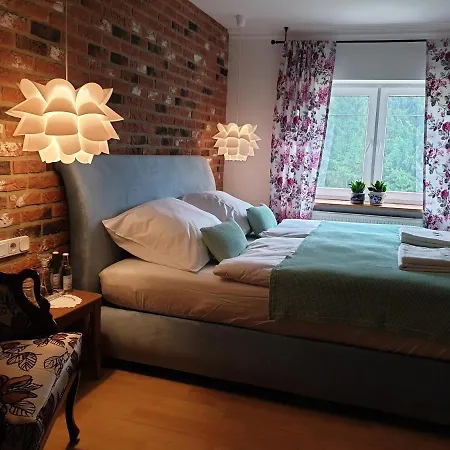 Lipolas-slowlife&guesthouse *